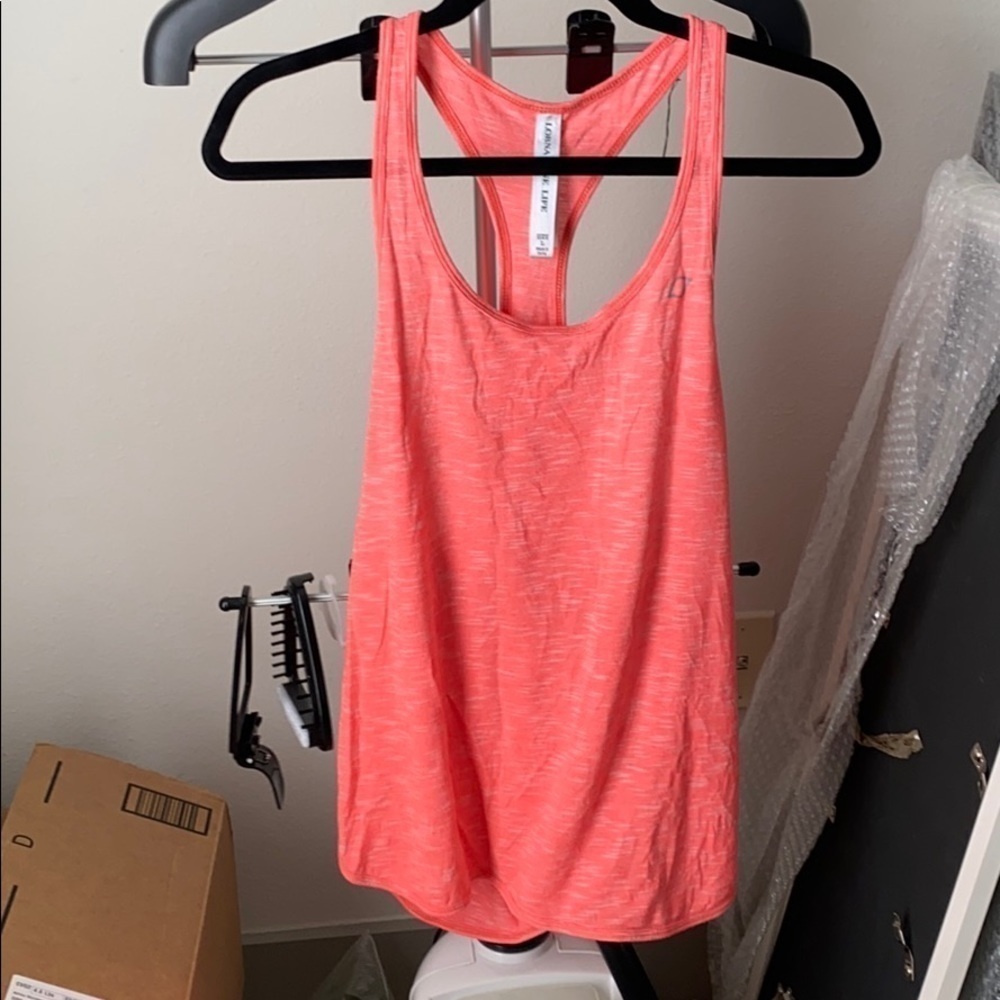 Like new Lorna Jane tank size L